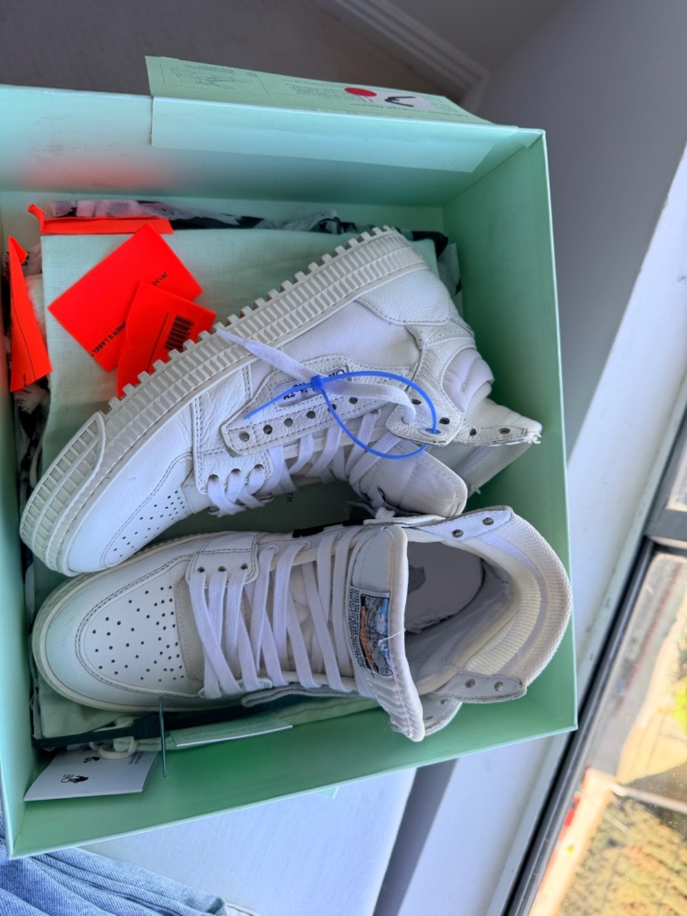 Off-White White Low-Top Sneakers with Blue Zip Tie